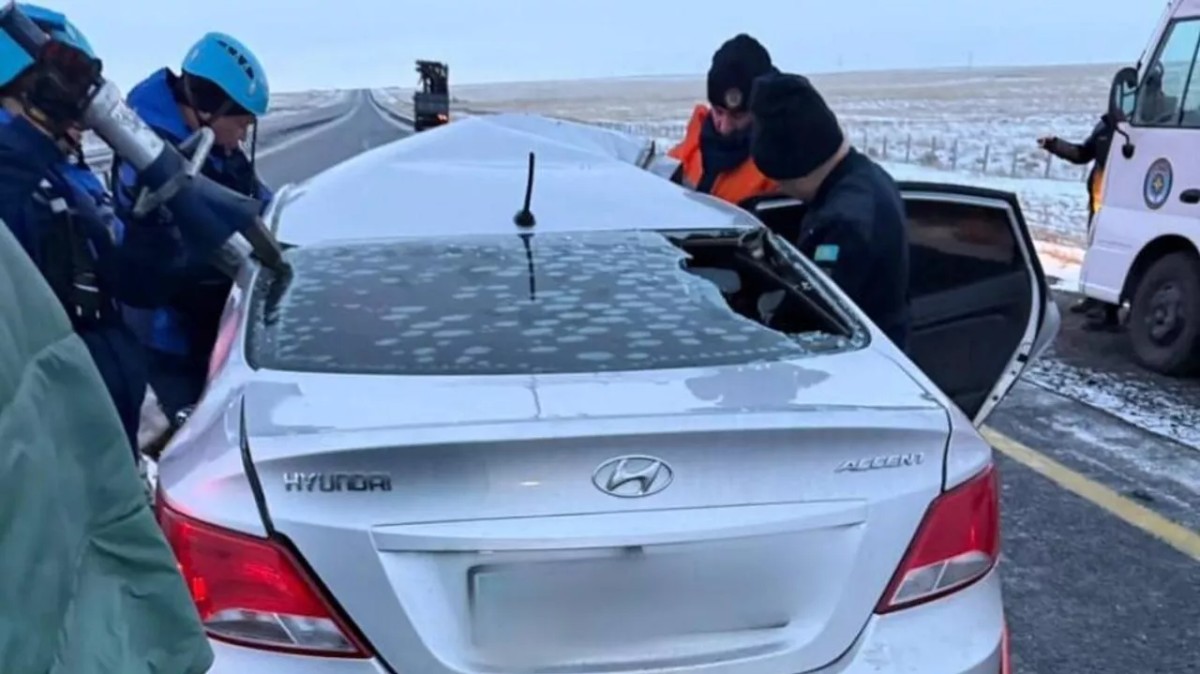 В Карагандинской области столкнулись 19 автомобилей. 6 человек попали в больницу.