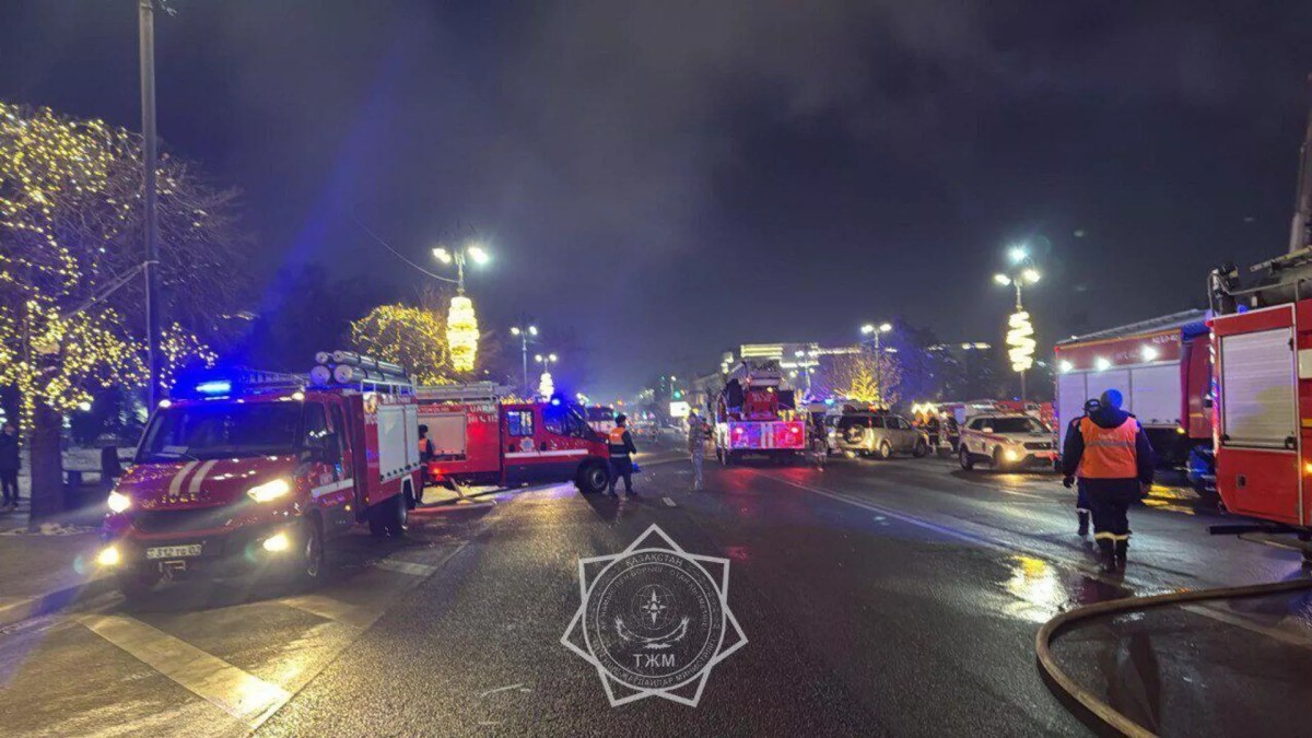 В Казахско-британском техническом университете в Алматы произошел пожар.