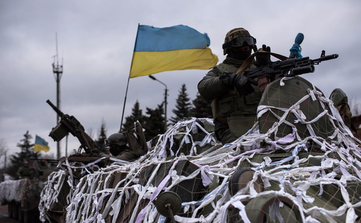 Большинство казахстанцев не знают, почему Россия и Украина воюют — опрос
