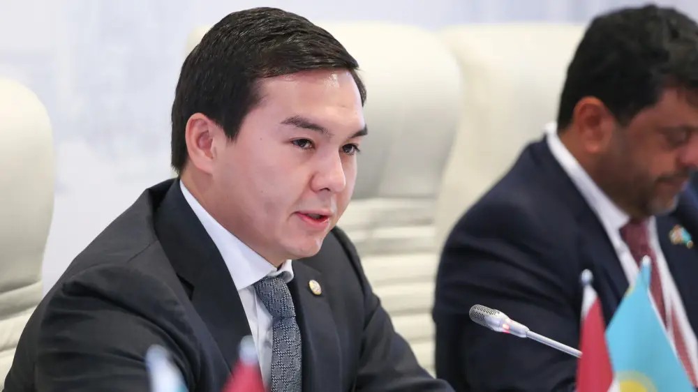 Нурәли Алиев прекратил полномочия