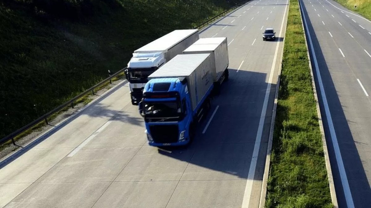 Автомобильный транзит из Китая через Казахстан вырос на 67%