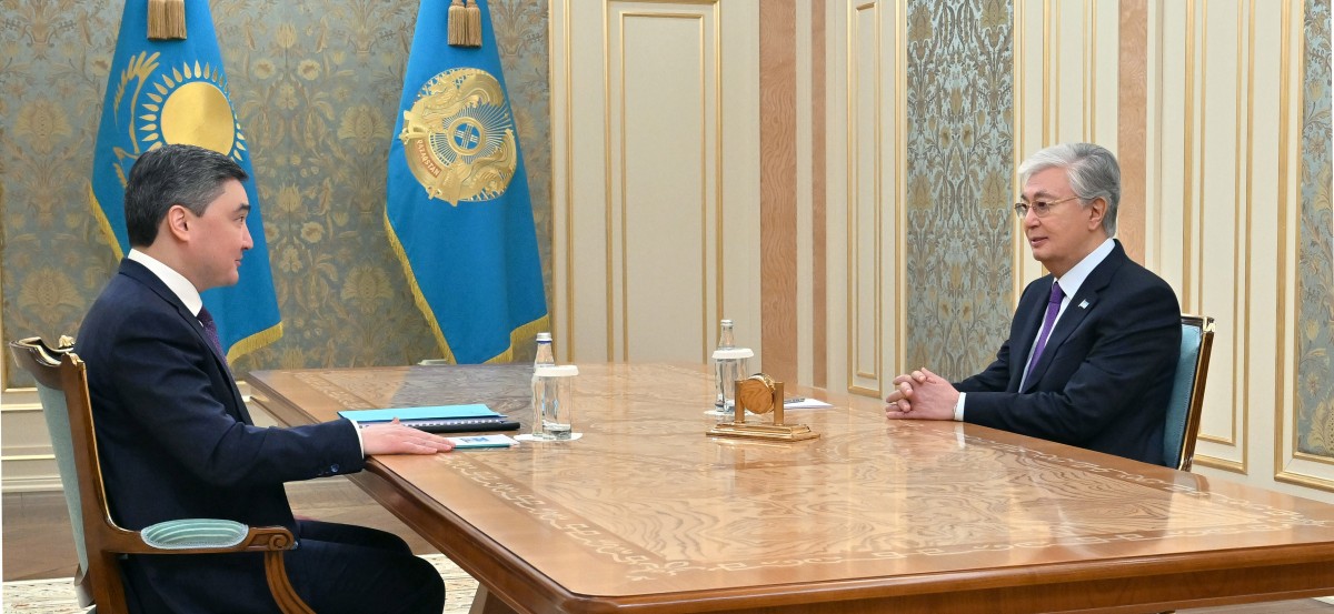 Касым-Жомарт Токаев принял Премьер-Министра Олжаса Бектенова