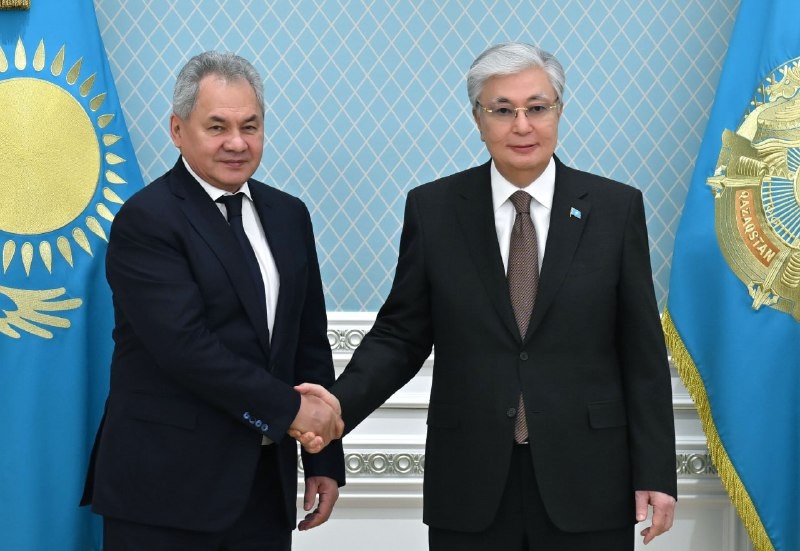 Президент Касым-Жомарт Токаев принял секретаря Совета Безопасности России Сергея Шойгу.