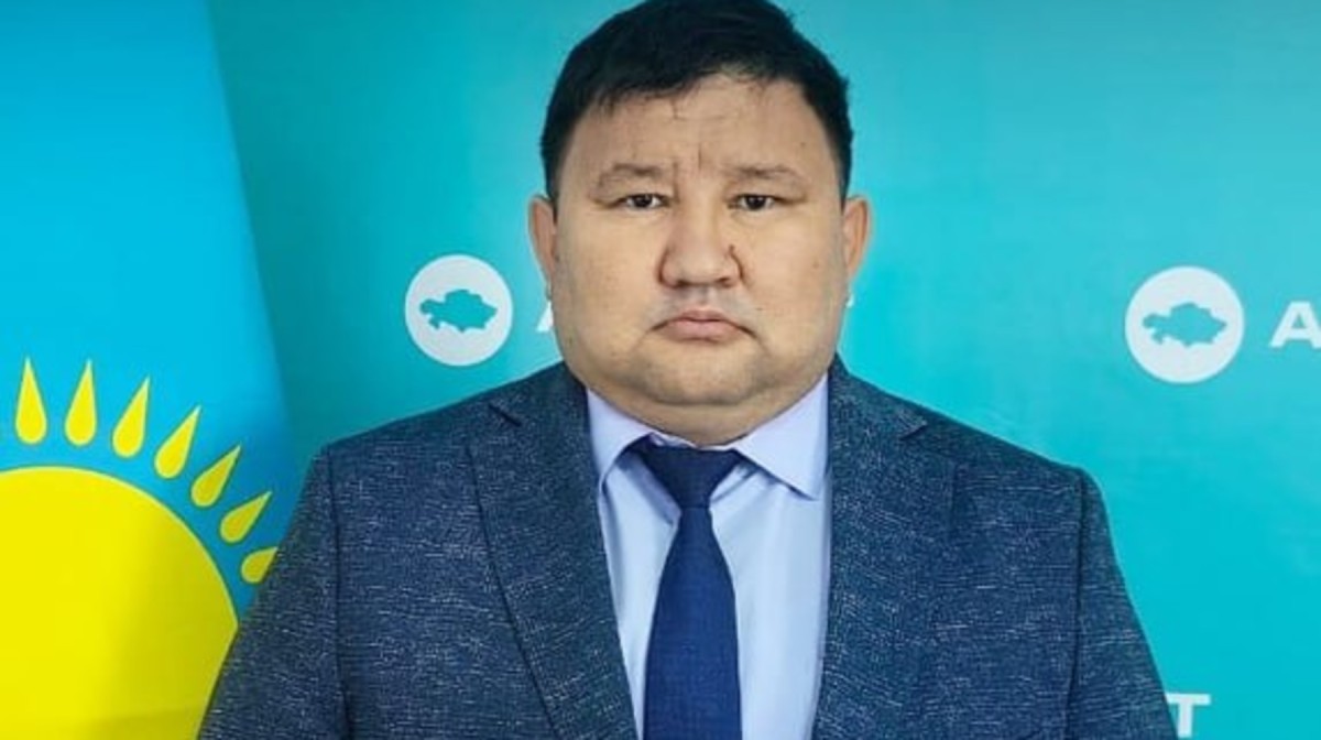 Экс-депутат партии AMANAT приговорен к пожизненному заключению
