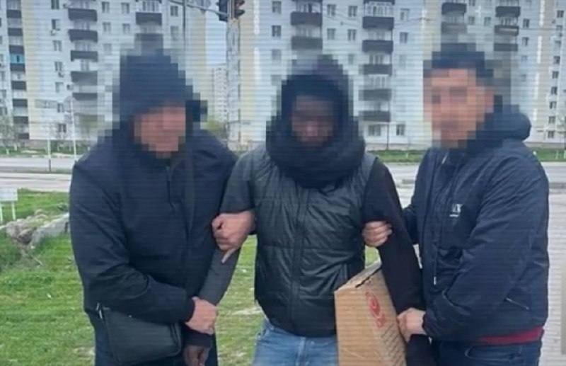 Актер, сыгравший в одном из отечественных сериалов, занимался продажей наркотиков.