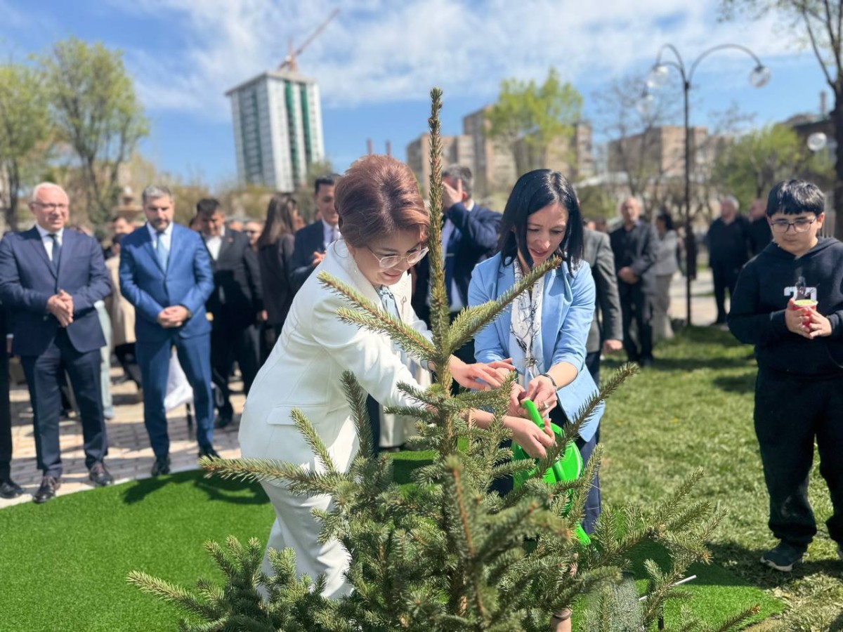 В Ереване открылся парк имени Абая Кунанбаева.
