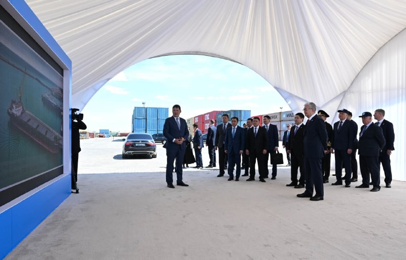 Президент ознакомился с ходом развития транспортно-логистической инфраструктуры Мангистауского региона
