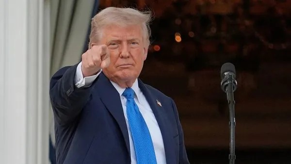 Трамп запретил въезд в США гражданам 12 стран