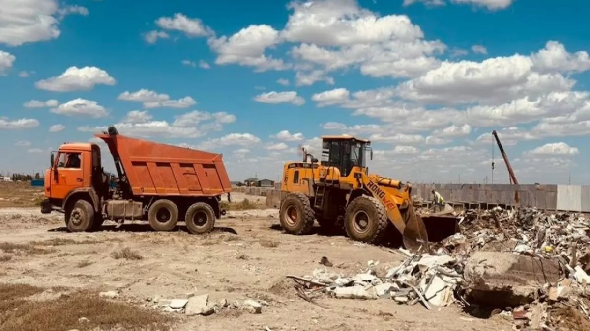 В Атырау с помощью спутника выявлено 27 незаконных свалок