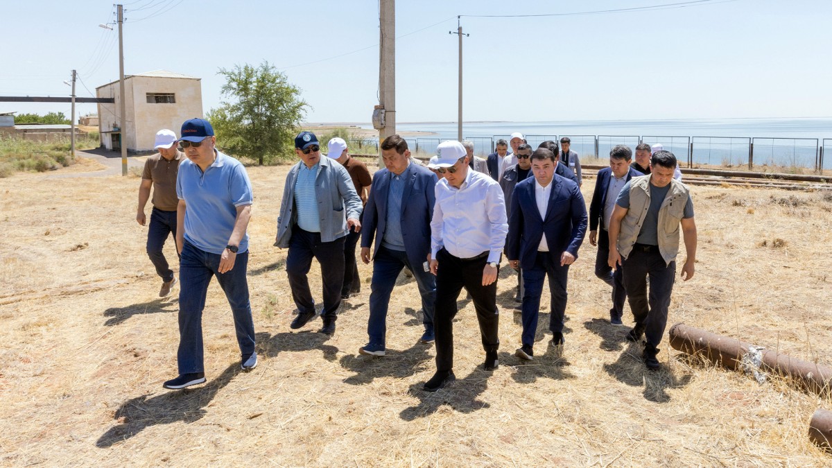 Олжас Бектенов ознакомился с состоянием инфраструктуры водоснабжения Туркестанской области и поручил принять меры по обеспечению стабильного водоснабжения.
