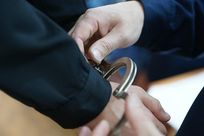 Задержание бывших вице-министров: из квартир изъяты крупные суммы денег