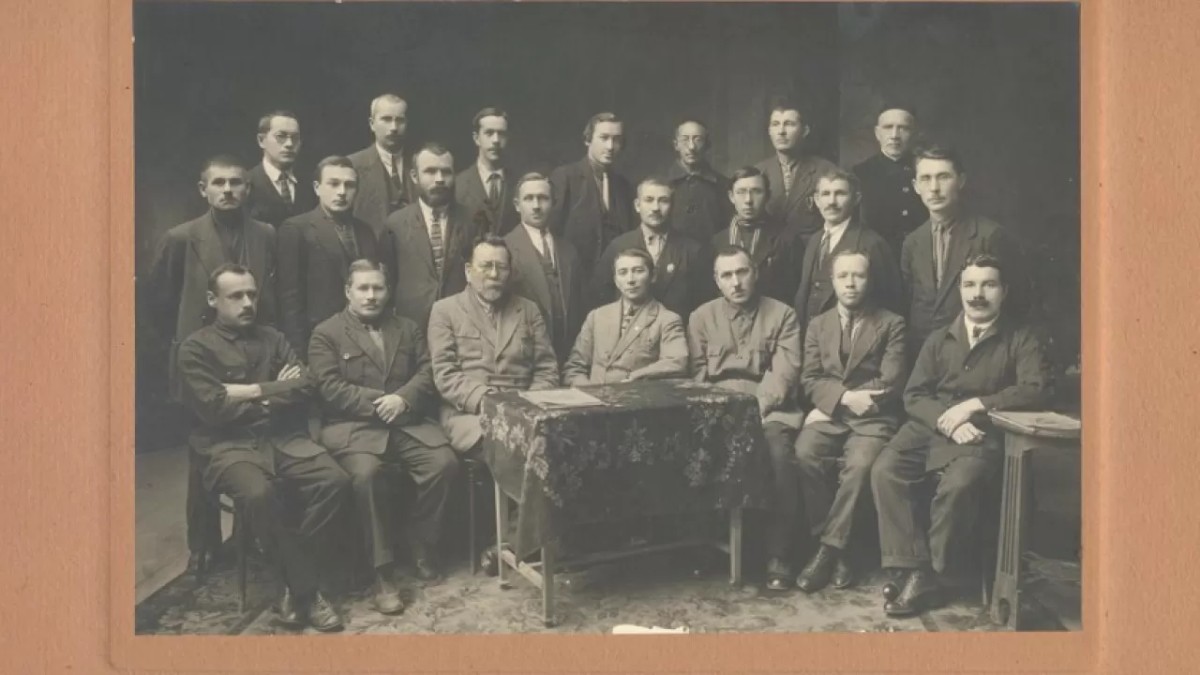 Фотография Ахмета Байтурсынова, сделанная в Казани, найдена