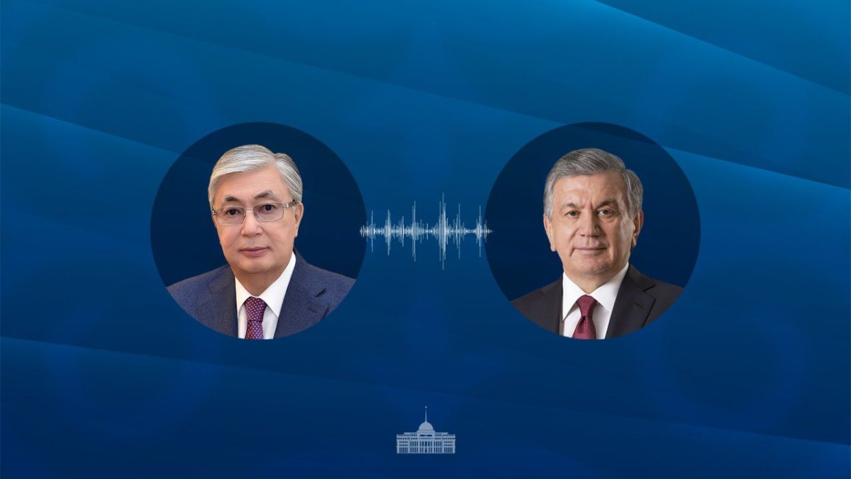 Президент Казахстана провёл телефонный разговор с лидером Узбекистана