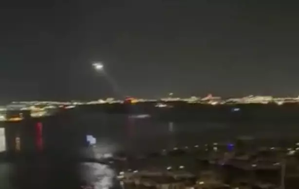 В США самолет столкнулся с вертолетом и упал в реку