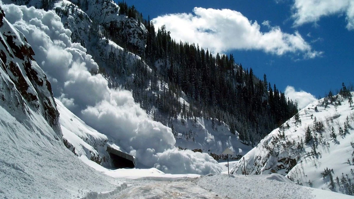 Жителям Алматинской области объявлено предупреждение о лавинной опасности