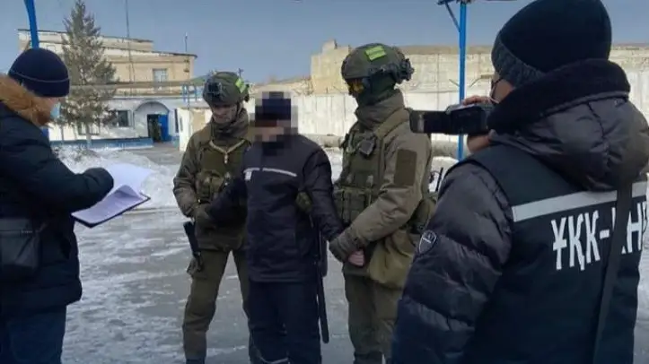 В Абайской области задержан житель, пропагандировавший терроризм в социальных сетях.