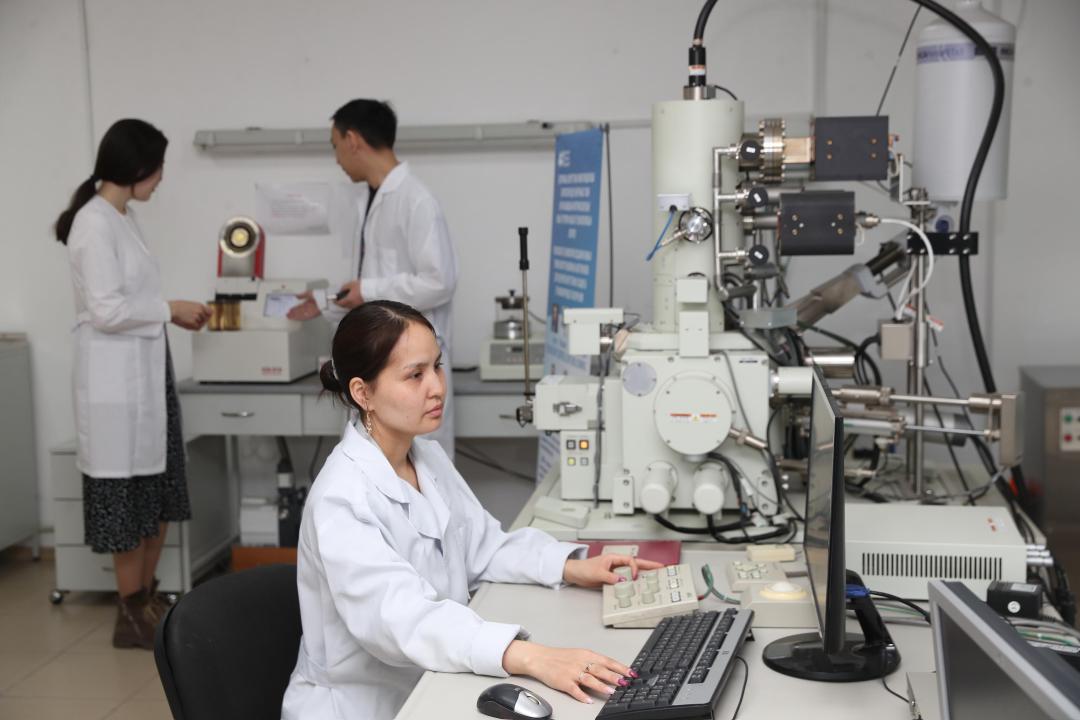 Казахстанские ученые разрабатывают газовые фильтры, загрязняющие воздух