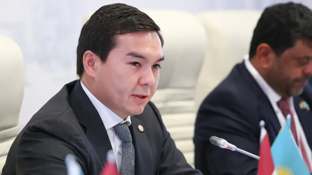 Нурәли Алиев прекратил полномочия