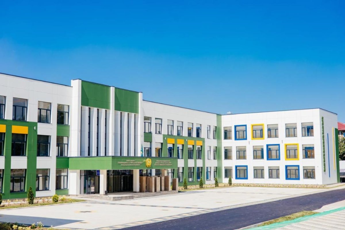 В 2025 году в Казахстане будет построено более 200 новых школ.