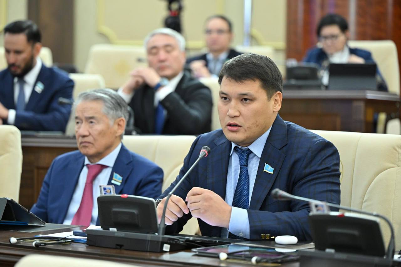 Заместителю акима Шымкента сделали операцию, его жизни ничего не угрожает