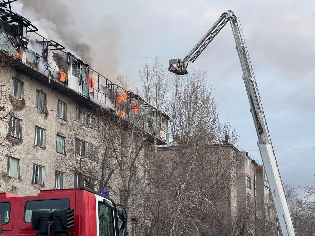 В Астане произошел пожар в общежитии