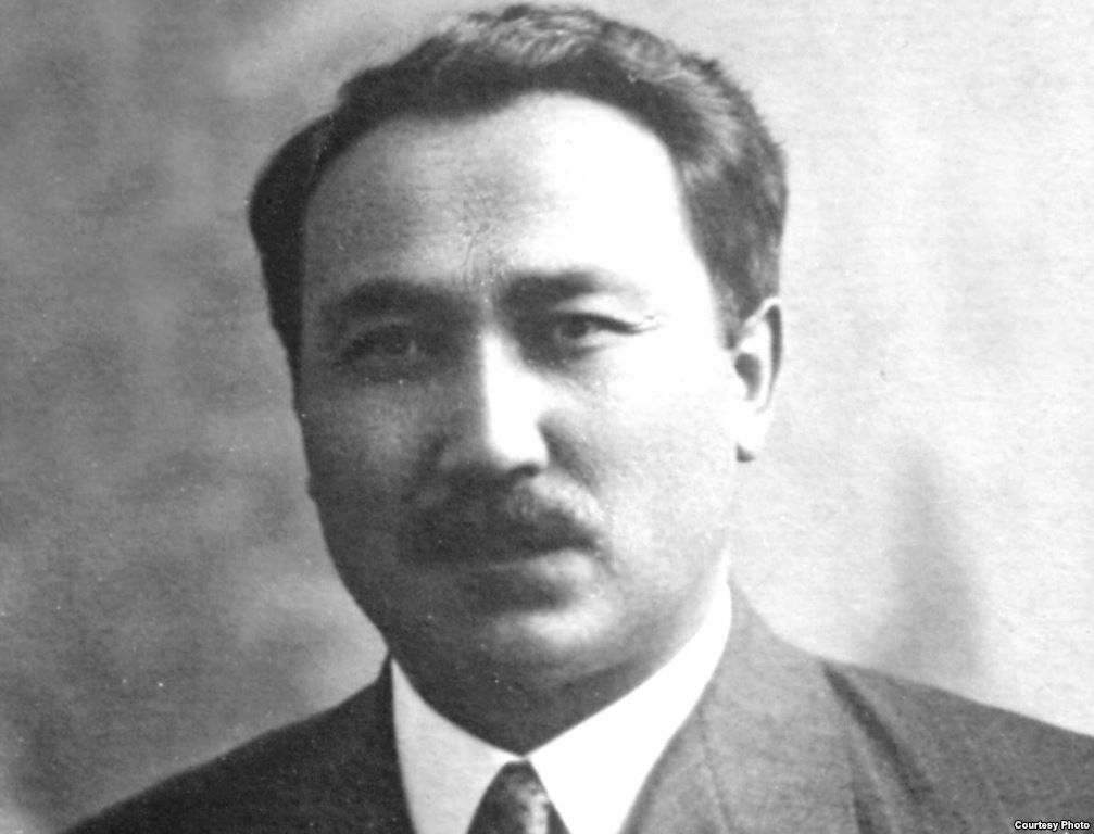 Языковая проблема, поднятая Сакеном 100 лет назад