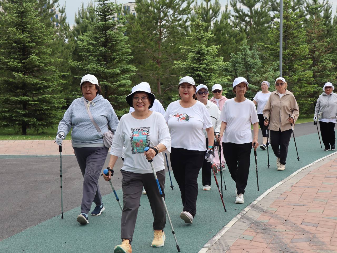 Как красиво провести пенсионный возраст в нашей стране?