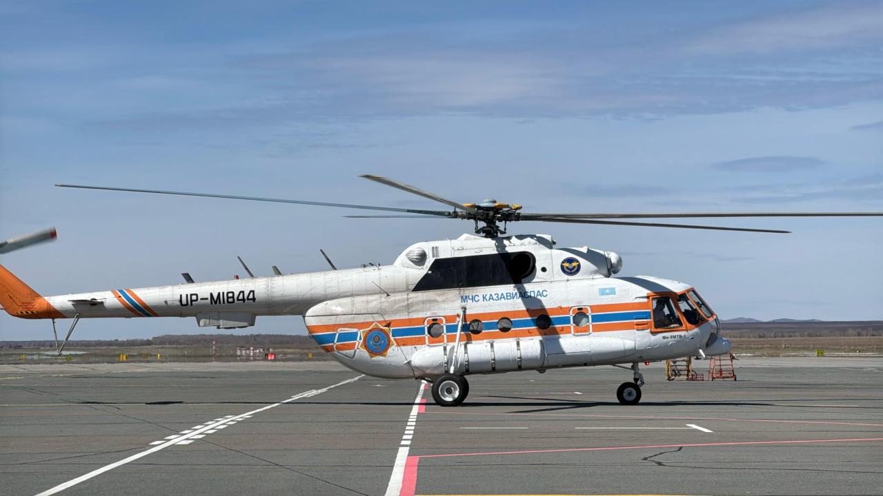 Для спасения новорожденного ребенка был задействован вертолет МЧС.