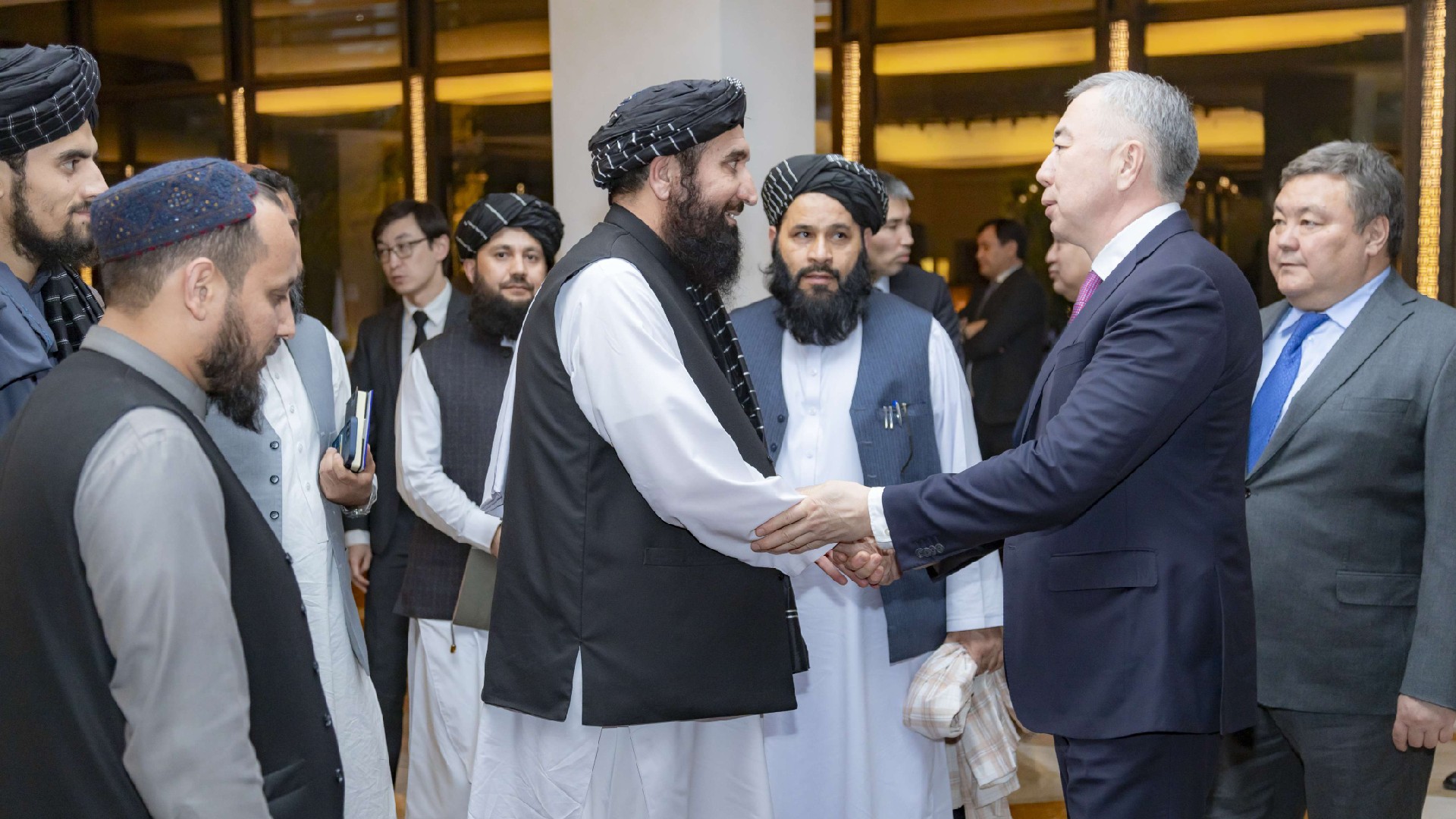 Казахстан приступил к исследованию месторождений в Афганистане