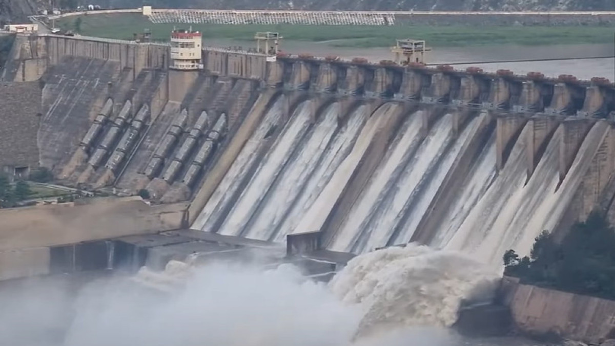 Индия открыла шлюзы и возобновила подачу воды в Пакистан