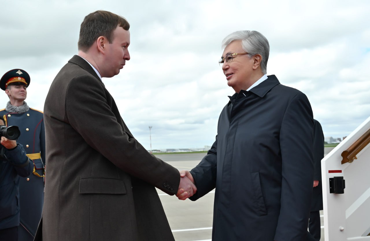 Касым-Жомарт Токаев по приглашению Владимира Путина посетил Россию.