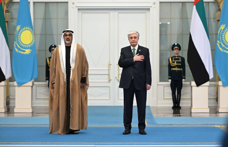 Касым-Жомарт Токаев принял наследного принца Абу-Даби в Акорде