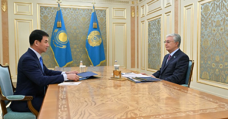Глава государства принял вновь назначенного акима Алматы Дархана Сатыбалды