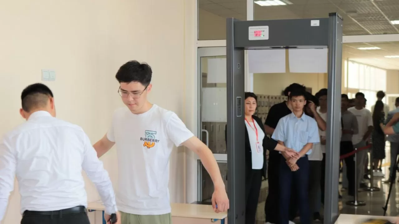 ЕНТ-2025: В Казахстане начался основной этап тестирования