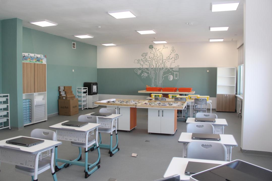 В новом учебном году в Казахстане будет построено более 200 школ