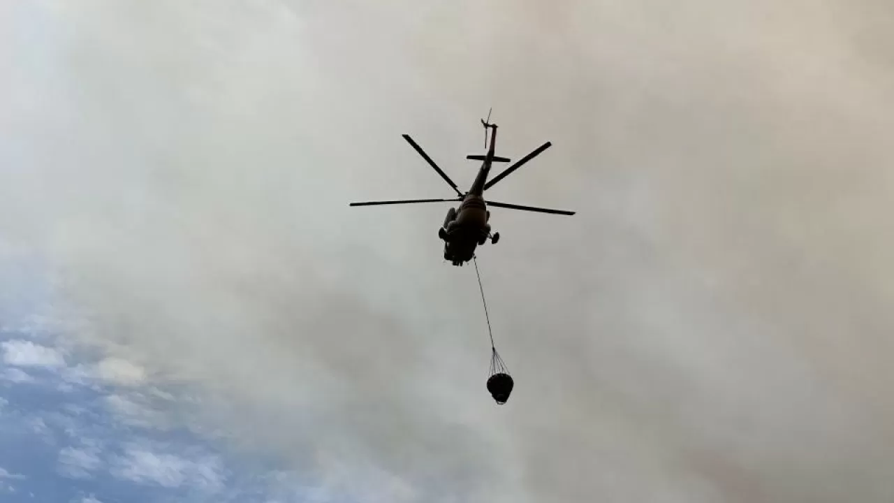 В Атырауской области полностью потушен камышовый пожар