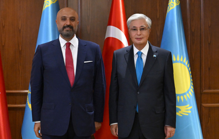 Турецкая компания, строящая больницу в Казахстане, теперь построит завод