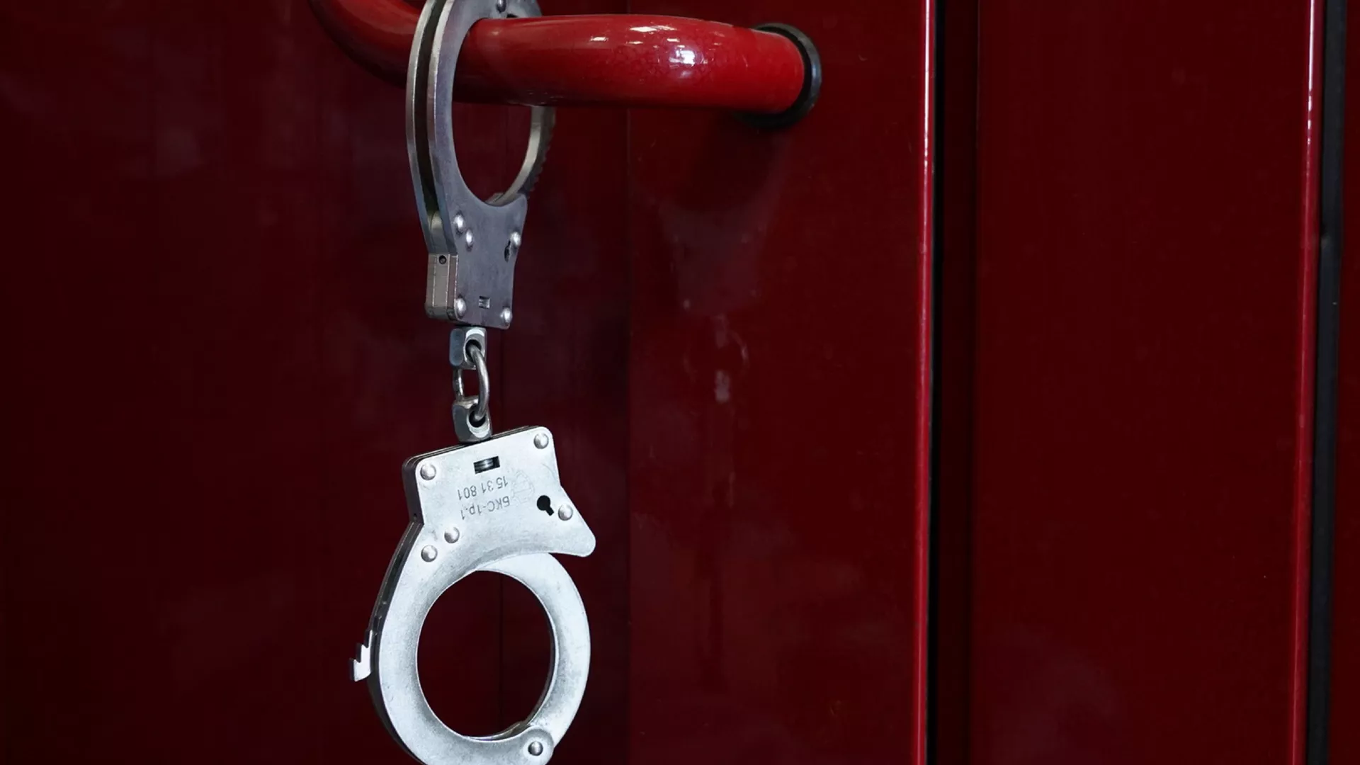 Казахстанец, находящийся в международном розыске, экстрадирован из Дубая