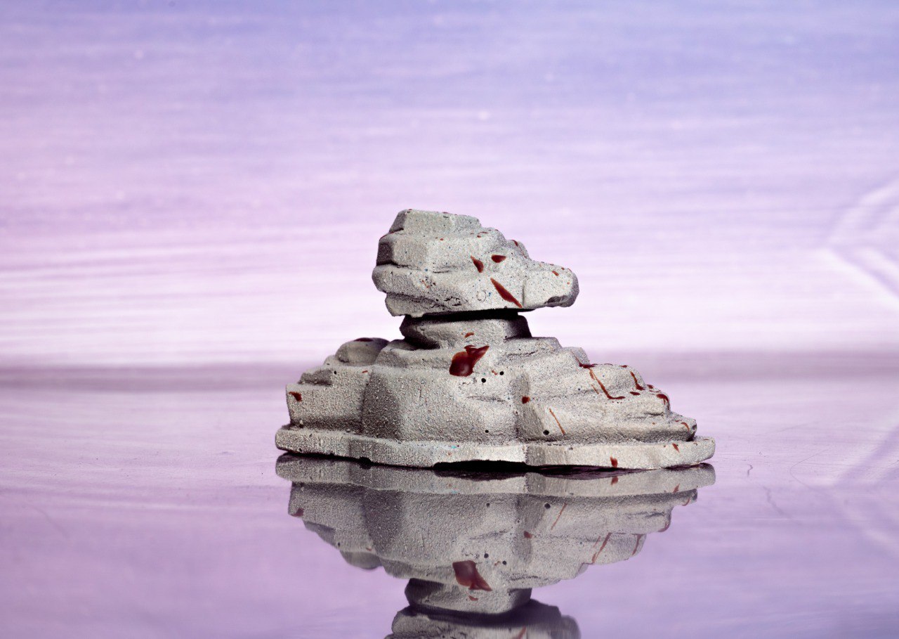 Известный шоколатье создал десерт «Жұмбақтас».