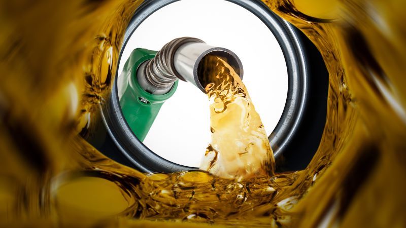 В Туркестане задержана международная группа, перевозившая топливо через подземный тоннель длиной 450 метров.