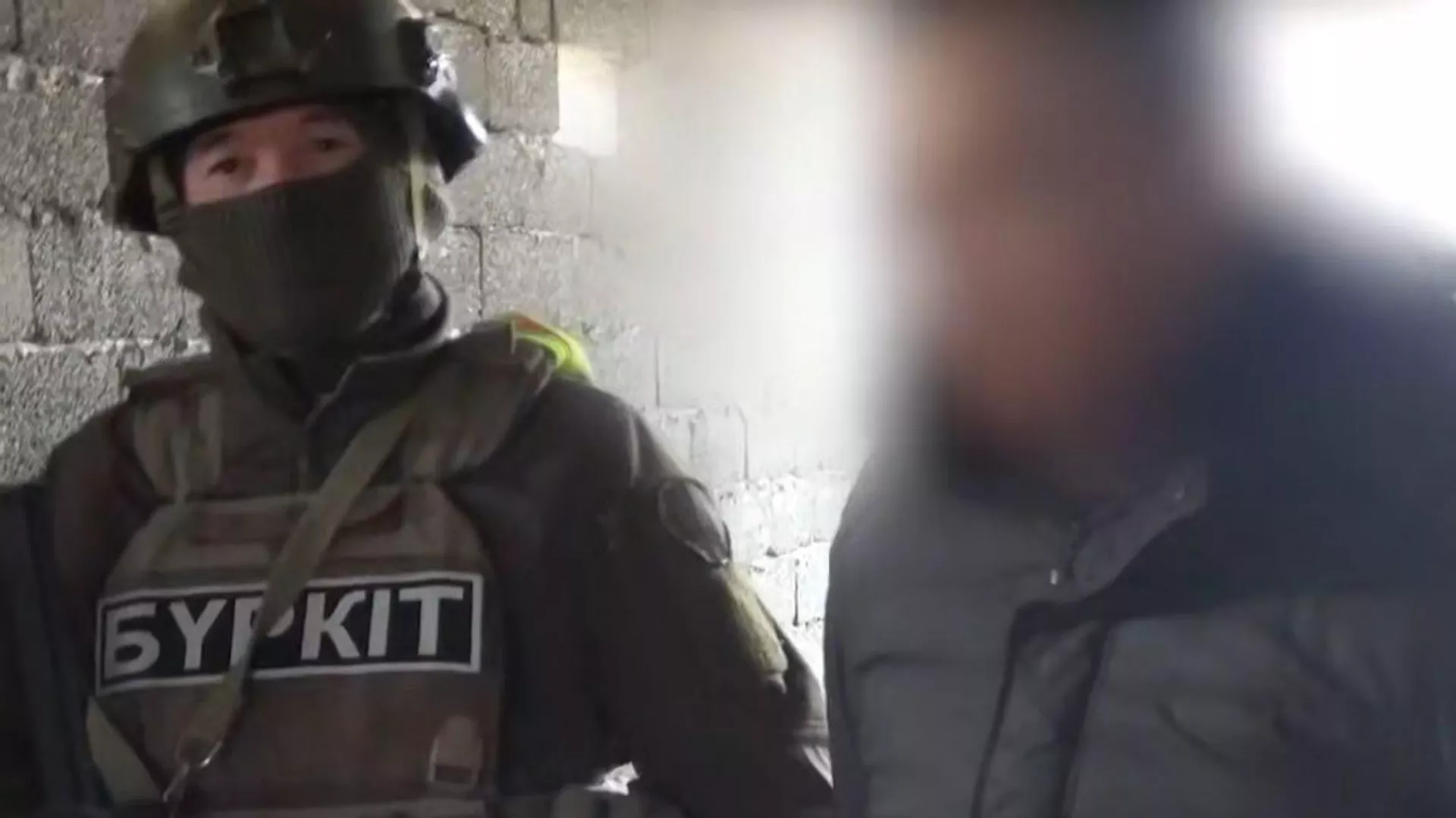 Между Казахстаном и Узбекистаном построен подземный тоннель для контрабанды нефти.