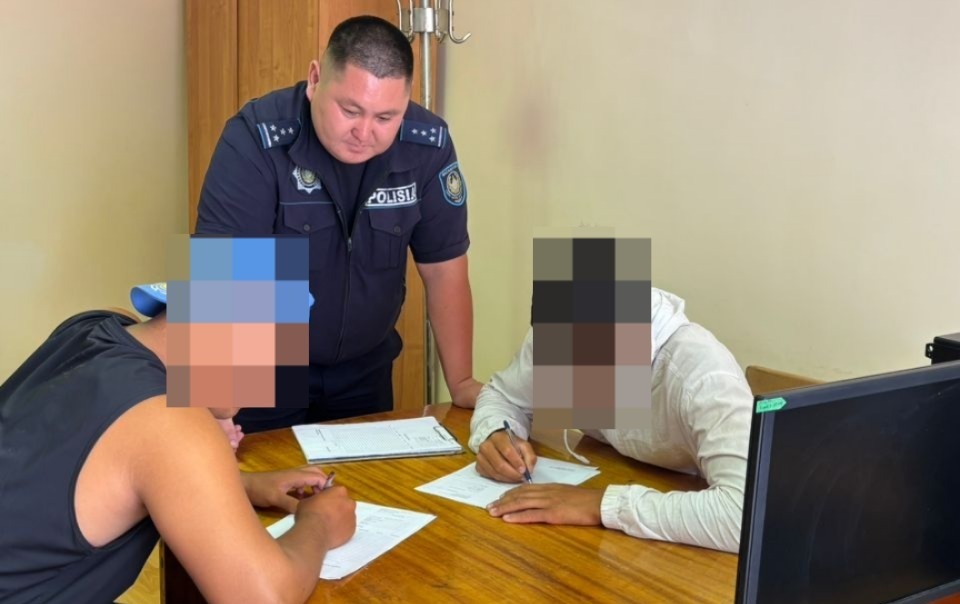 «Вместо того чтобы помочь, он смеялся»: Известный блогер едва не утонул в Балхаше