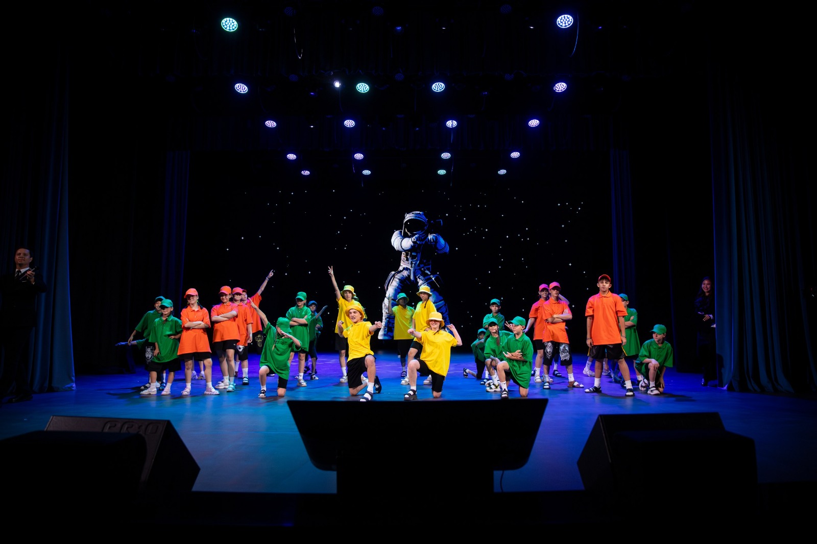 В Казахстане прошел первый республиканский форум на тему наставничества для детей из детских домов.