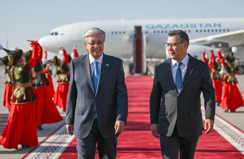 Президент Касым-Жомарт Токаев совершил официальный визит в Кыргызскую Республику.