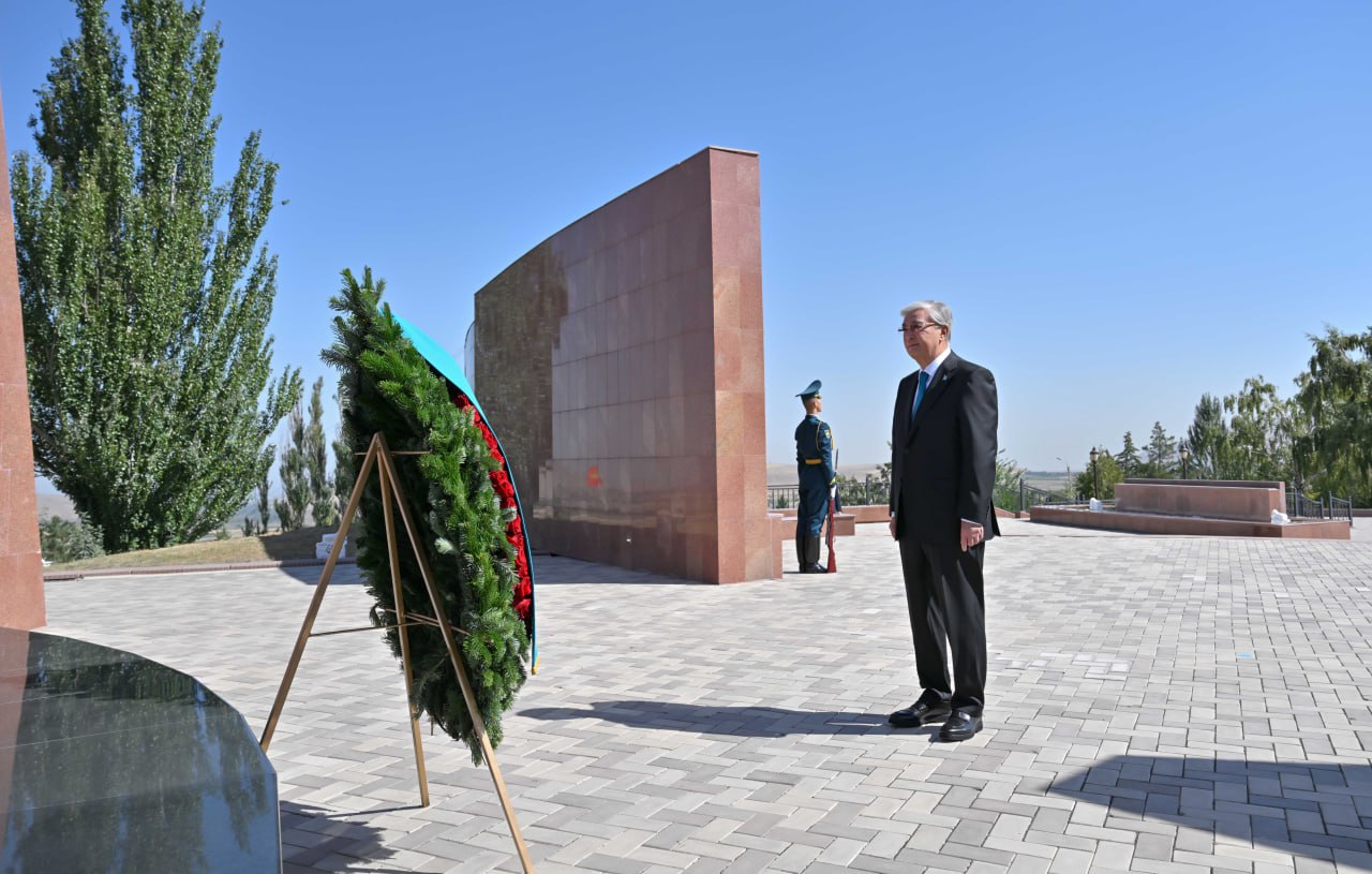 Президент Кыргызской Республики посетил комплекс «Ата-Бейит»