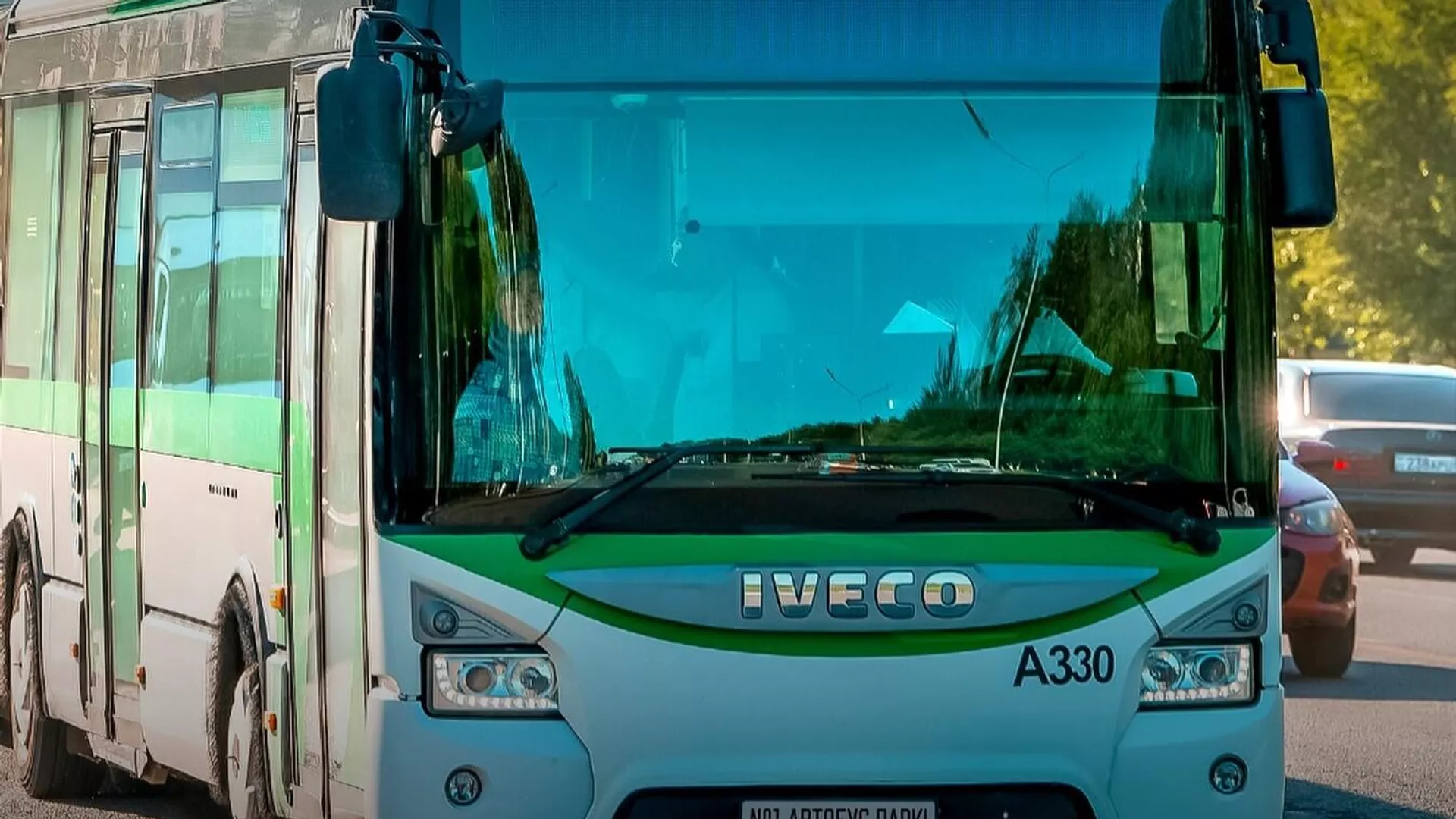 В Атырау водитель автобуса сбил 10-летнего ребенка