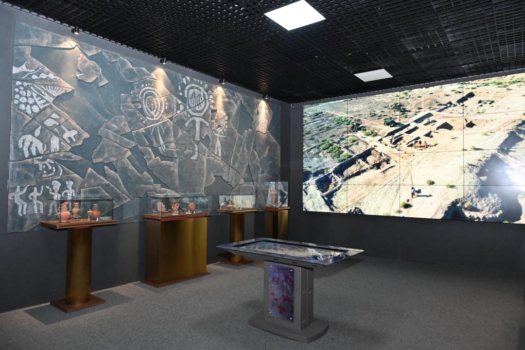 Открылась международная выставка «Следы огузской степной культуры»