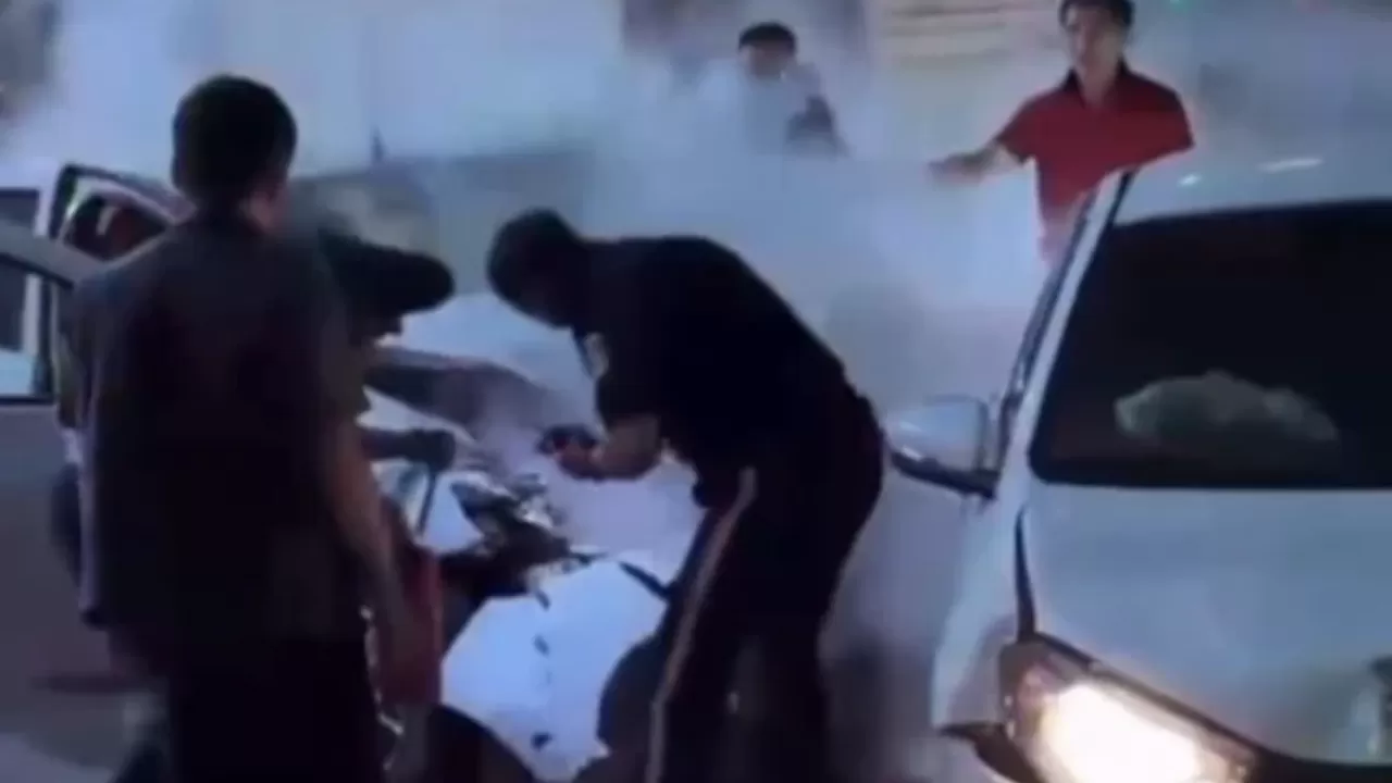 В Уральске житель, скрывавшийся от полиции, совершил ДТП, в результате которого погиб водитель.