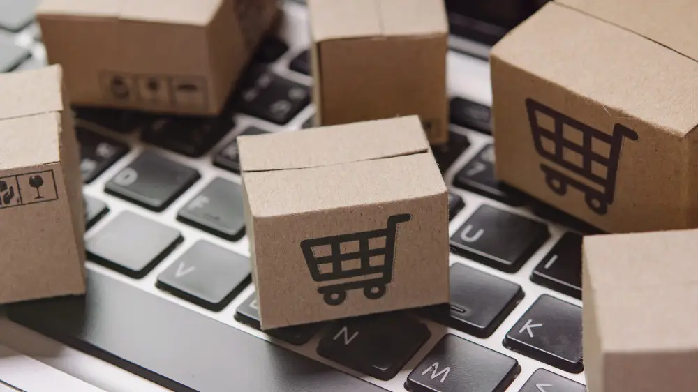 Казахстанцы будут обязаны декларировать товары, полученные от иностранных маркетплейсов