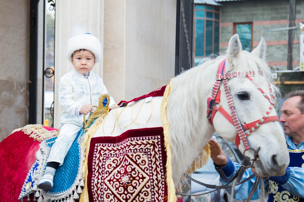 Сүндет той — национальный обычай казахского народа
